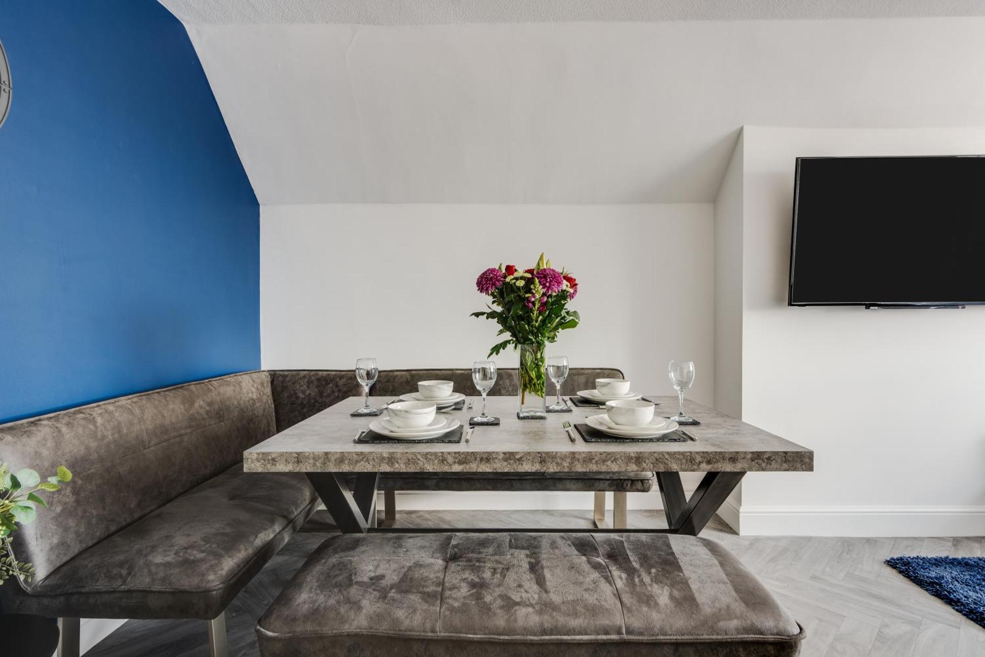 St David'S - Stylish 2 Bed Apartment, Free Parking, Close To Beach Lytham St Annes Dış mekan fotoğraf